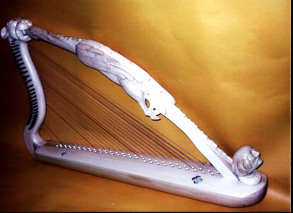 Harpe médiévale parallele