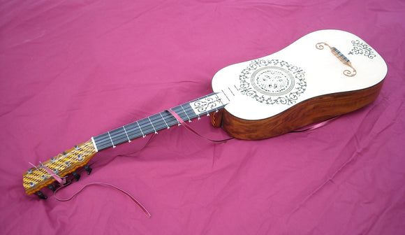 Guitare baroque Sellas